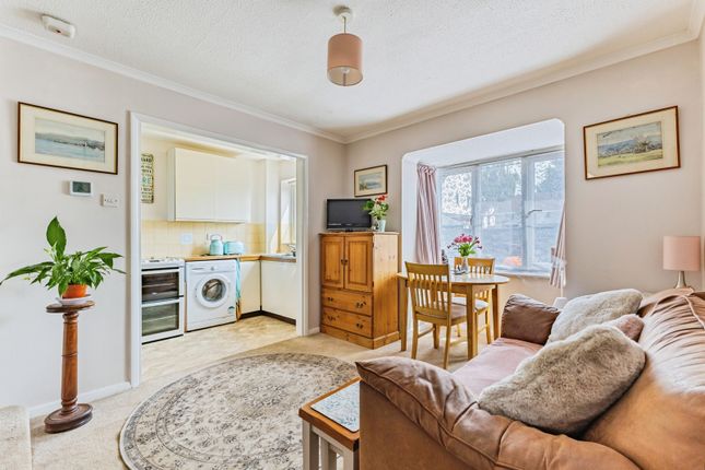 26, Furze Cap, Newton Abbot photo 4