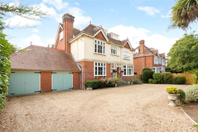 Thumbnail Detached house for sale in Bath Road, Taplow, Maidenhead