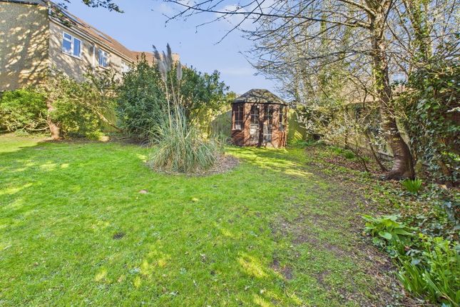 110,Thatch Cottage, Connaught Avenue, Shoreham-by-sea photo 2