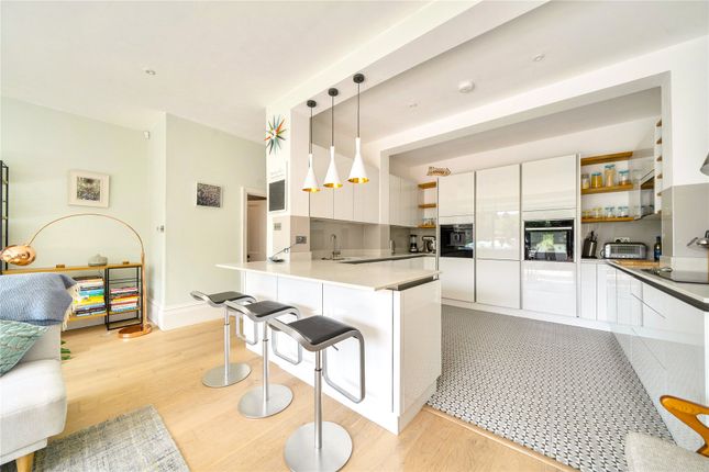 63, Hook Road, Surbiton photo 4