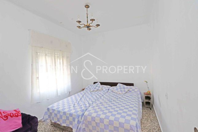 Country house for sale in Chiva, Valencia (Province), Valencia, Spain