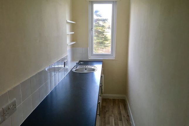 Flat 9, Torquay photo 2