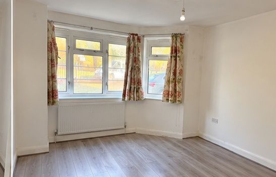 Alexandra Avenue, Rayners Lane photo 4