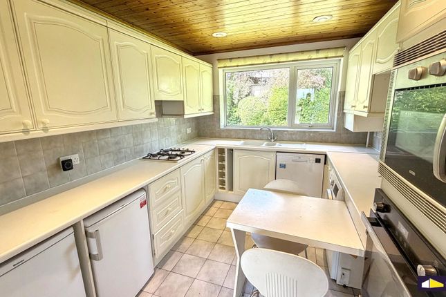 29 Culverlands Close, Stanmore photo 3