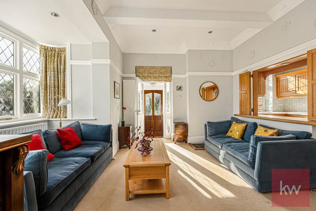 1 Guildersfield, Hill Farm Road, Maidenhead photo 4