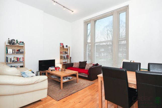 Flat 12 Addison Court, 2-4, Brondesbury Road, London photo 2