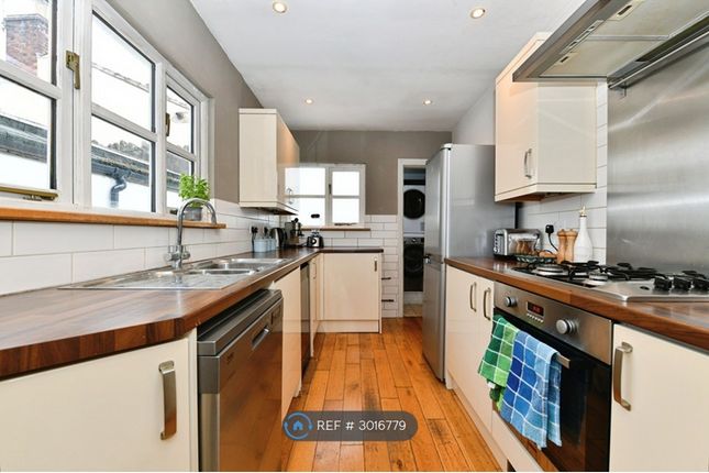 Salisbury Terrace, Frome photo 4