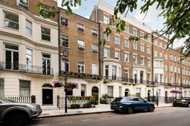 Thumbnail Terraced house for sale in Montagu Square, Marylebone