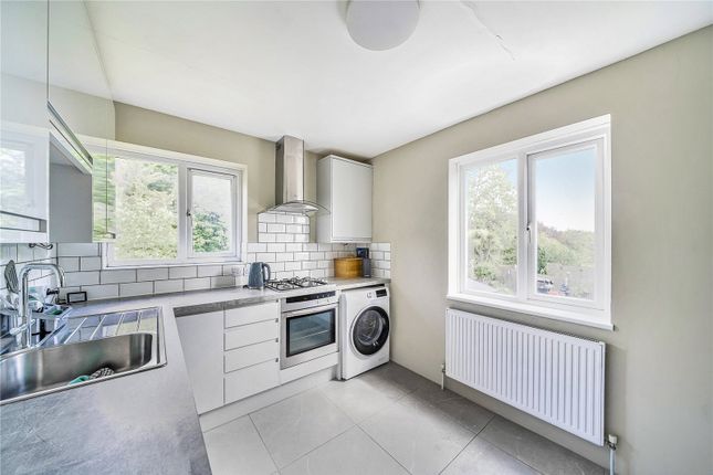 Thumbnail Flat for sale in Edgeworth Close, Hendon, London, Greater London