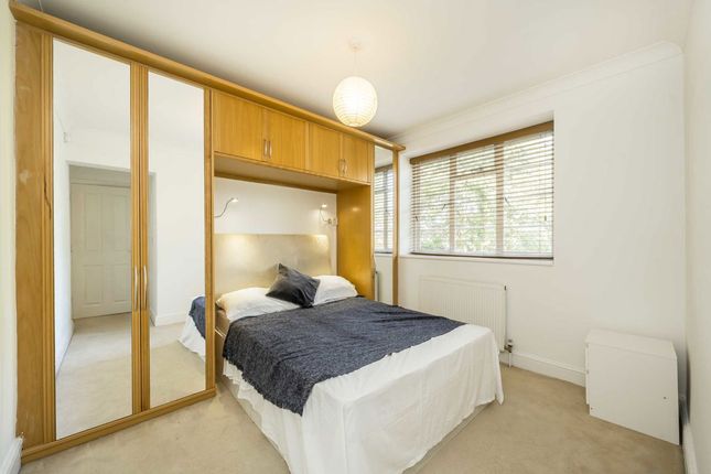 Flat 14, Beverley Gate House, 97, West Hill, London photo 4