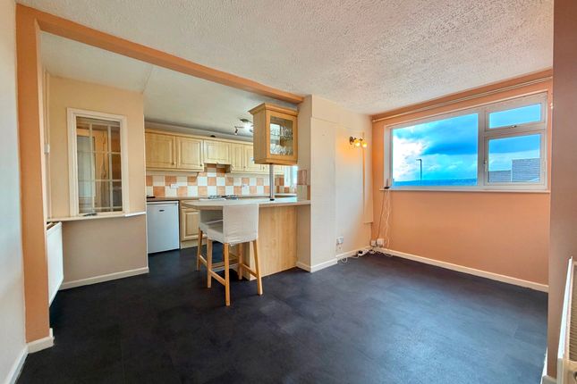 28a Bracken Close, Lydney photo 2
