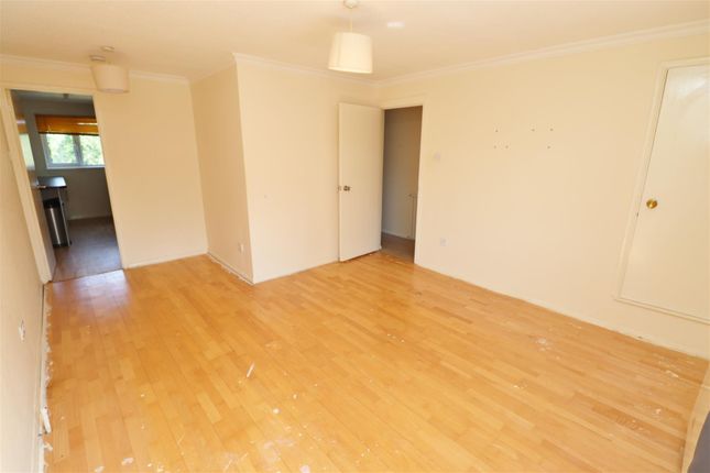 13, Danziger Way, Borehamwood photo 5