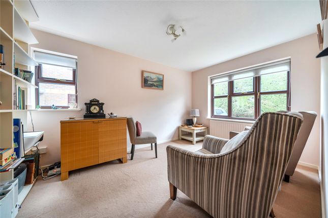 11, Coppergate Close, Bromley photo 3