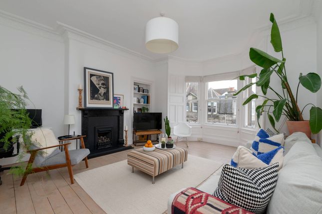 Flat for sale in 7/2 Dudley Avenue, Trinity, Edinburgh