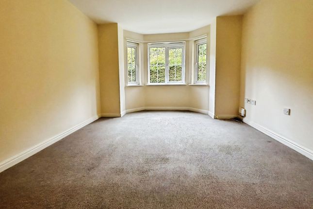 Apt 57, Chandlers Court, Victoria Dock photo 3