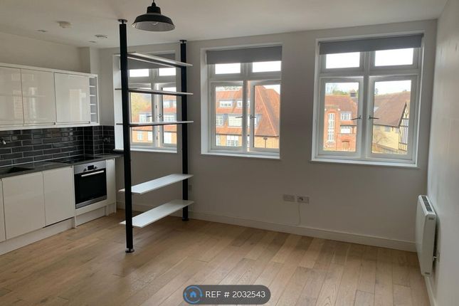 Thumbnail Flat to rent in Park View, Reigate