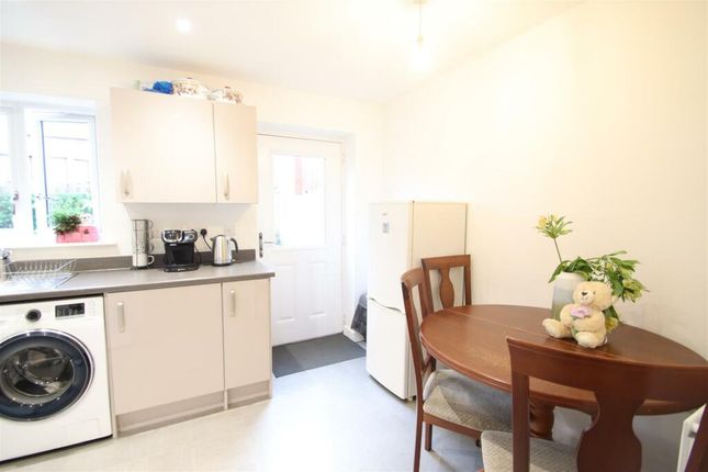66, Hall Park Street, Bilston photo 4