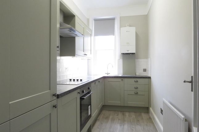Thumbnail Flat to rent in Woodland Road, Upper Norwood, London