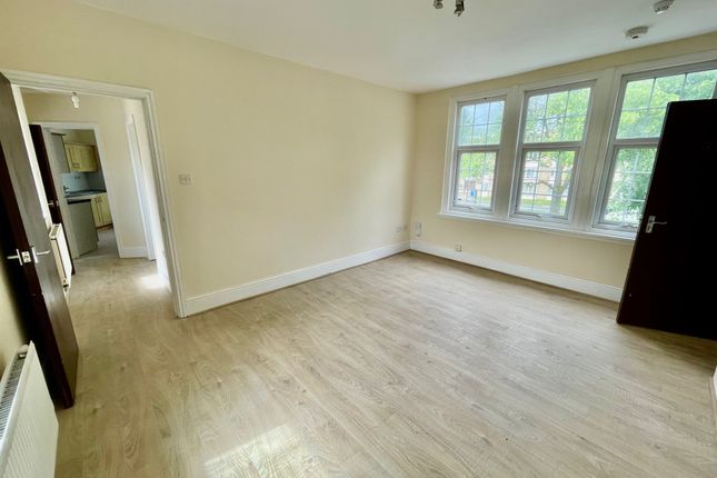 Thumbnail Flat to rent in Olton Boulevard East, Acocks Green, Birmingham