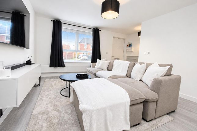 Miranda Way, Wellingborough photo 2