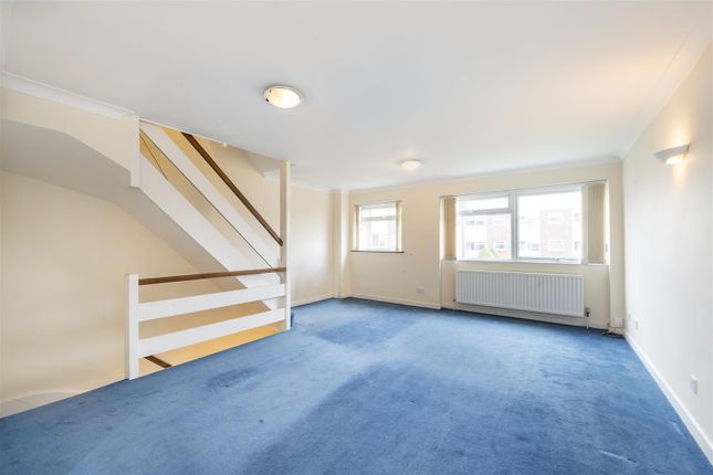 11 Carlton Court, Carlton Road, Harpenden photo 4