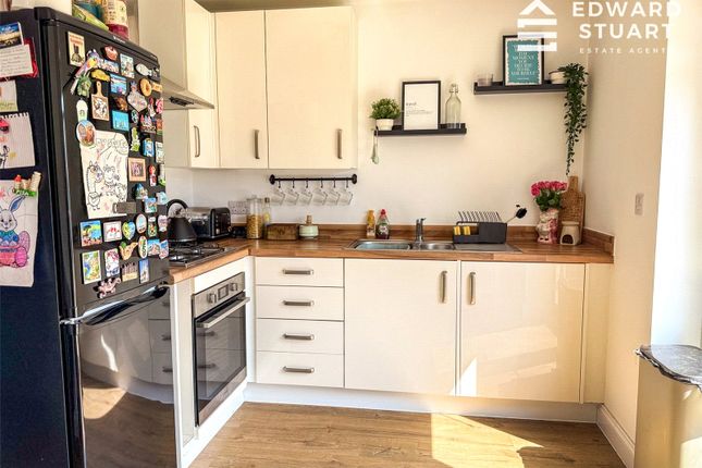 4, Parry Close, Cambridgeshire photo 4