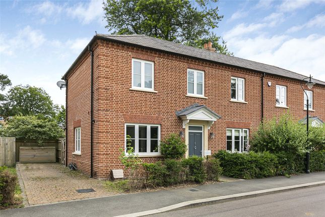 Thumbnail Semi-detached house for sale in Daffodil Crescent, Barnet