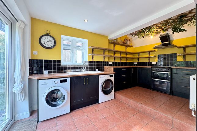 1 St. Nicholas Place, Wantage photo 3