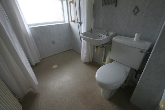 Flat for sale in Percival Road, Ellesmere Port, Cheshire.