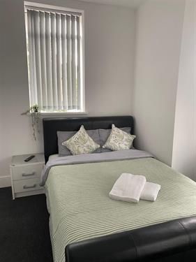 Room to rent in Princes Avenue, Hull