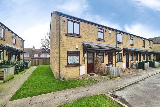 2-bed flat on 23, Churchfields, Bradford, £40,000