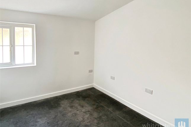 80, Moorcroft Drive, Dewsbury photo 5