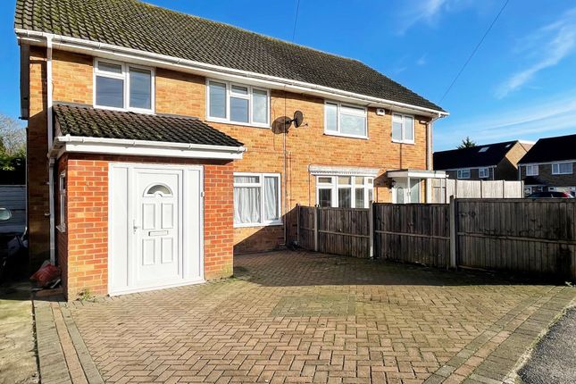 Thumbnail Semi-detached house to rent in Stafford Road, Crawley