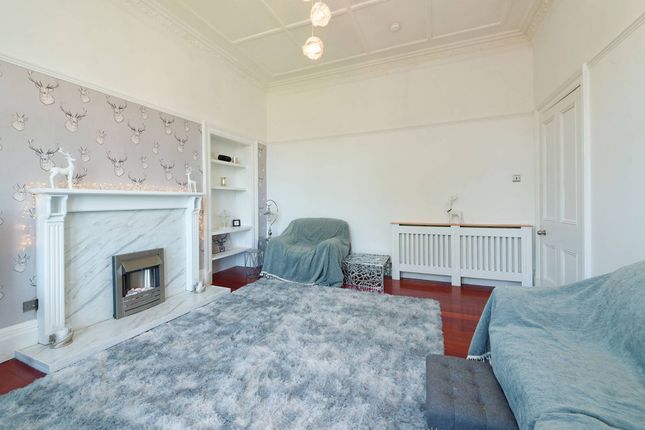 Flat 1/2 Maryfield Ludovic Square, Johnstone, PA5 8EE photo 3