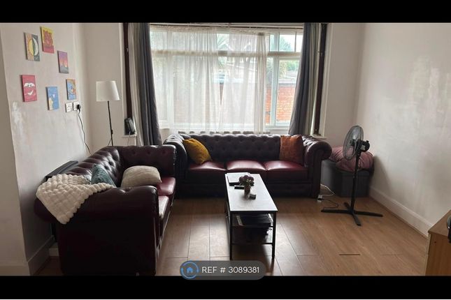 Surbition Uk, Surbiton photo 5