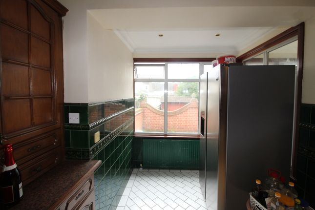 End terrace house for sale in Overton Road, London