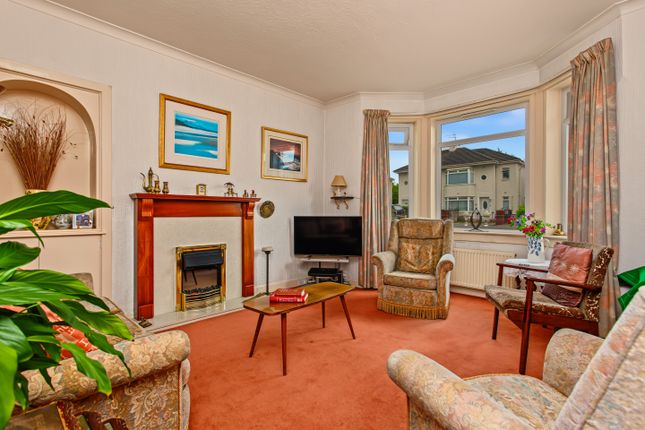 96, Auchmannoch Avenue, Paisley photo 4