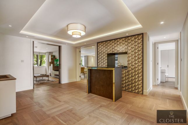 Flat for sale in Knightsbridge, London