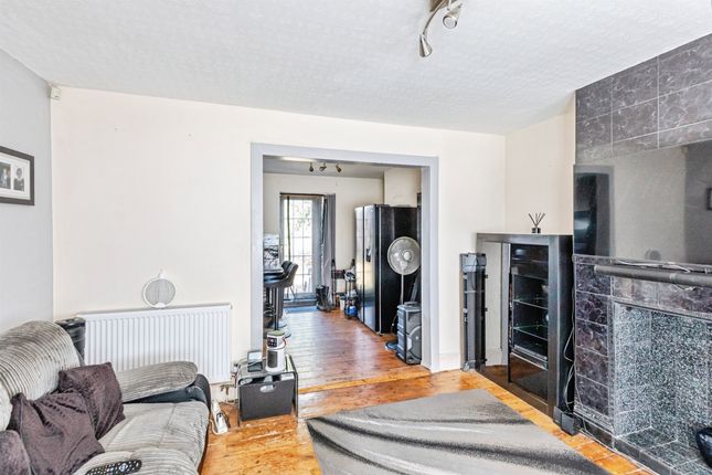 8, Prospect Avenue, Irchester photo 4