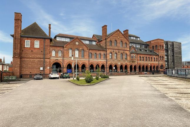 Complex Front Aspect