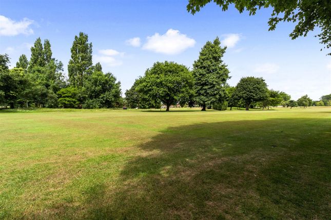 Elphin, North Drive, Littlehampton photo 2