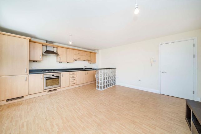 Flat 5, Stewart House, 42, Villiers Road, Kingston Upon Thames photo 4