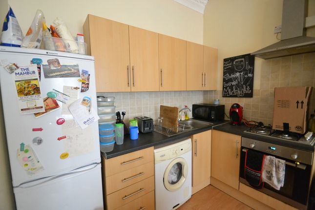 Flat 2 26  Wellington Road, Whalley Range, Manchester photo 3