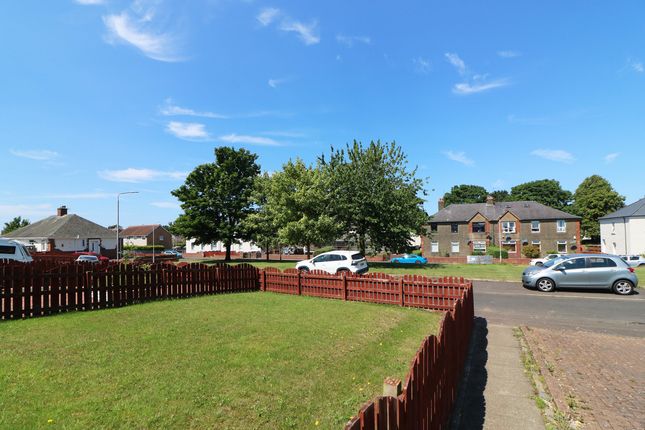 16, Gould Street, Ayr photo 2