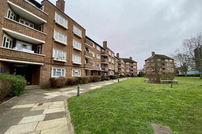 Flat for sale in The Willoughbys, London