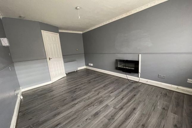 Flat 1/2, 10, Rothes Drive, Glasgow photo 3