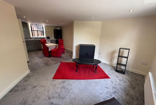 71A, Cannock photo 3