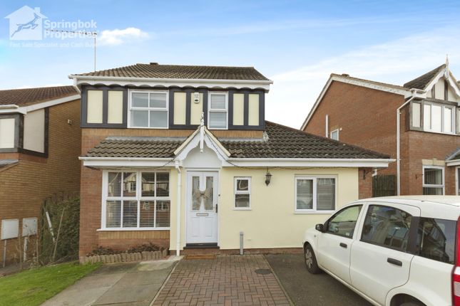 Detached house for sale in Leah Bank, Northampton, Northamptonshire