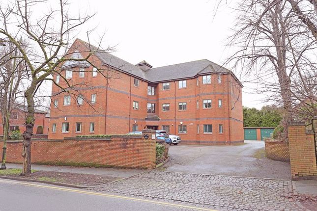 Flat for sale in Queens Park Avenue, Longton, Stoke-On-Trent