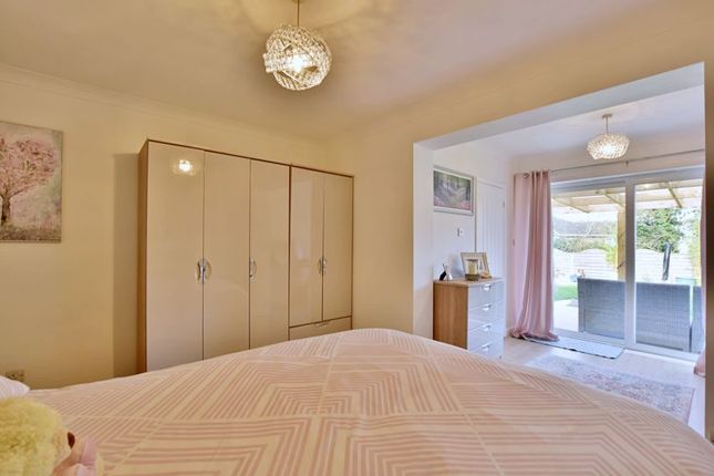 Detached bungalow for sale in Sunningdale Grove, Heighington, Lincoln